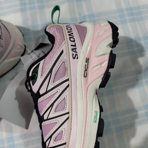 Salomon x Sandy Liang XT-6 Sneaker - Picture 5 of 8